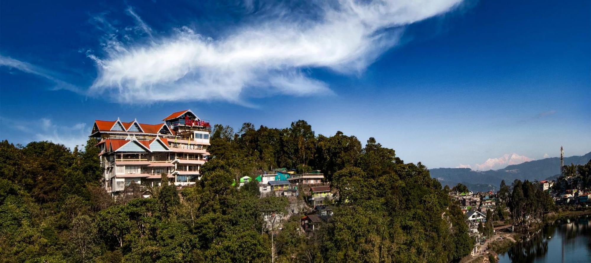 466m2, 21 yatak odalı, 21 banyolu Bungalov, Mirik bölgesinde Dış mekan fotoğraf
